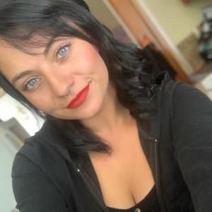 Meet your Posher, Jade lee